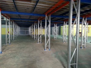 Heavy Duty Shelving Rack with Top Flooring