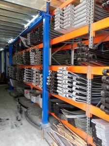 Heavy Duty Shelving Rack with Top Flooring