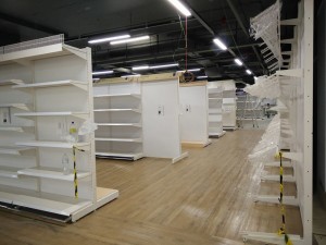 Integrated Heavy Duty & Gondola Racking 1